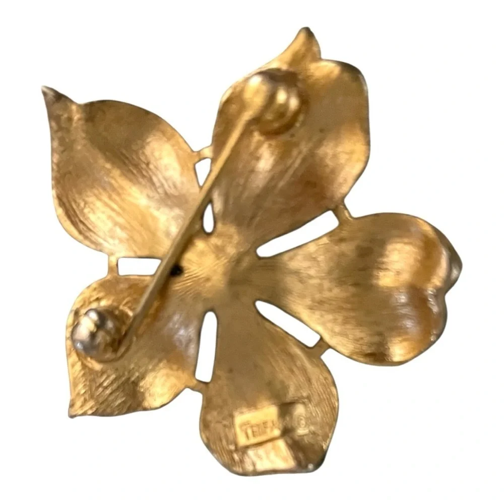 Crown Trifari crown trifari
